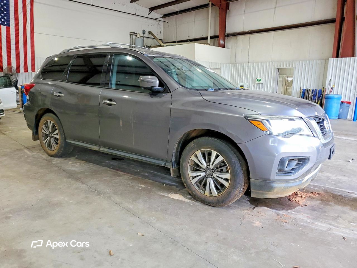Nissan Pathfinder 2017