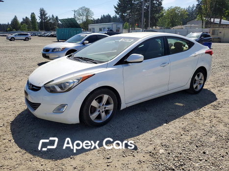 Hyundai Elantra 2013 - Image 1 of 13