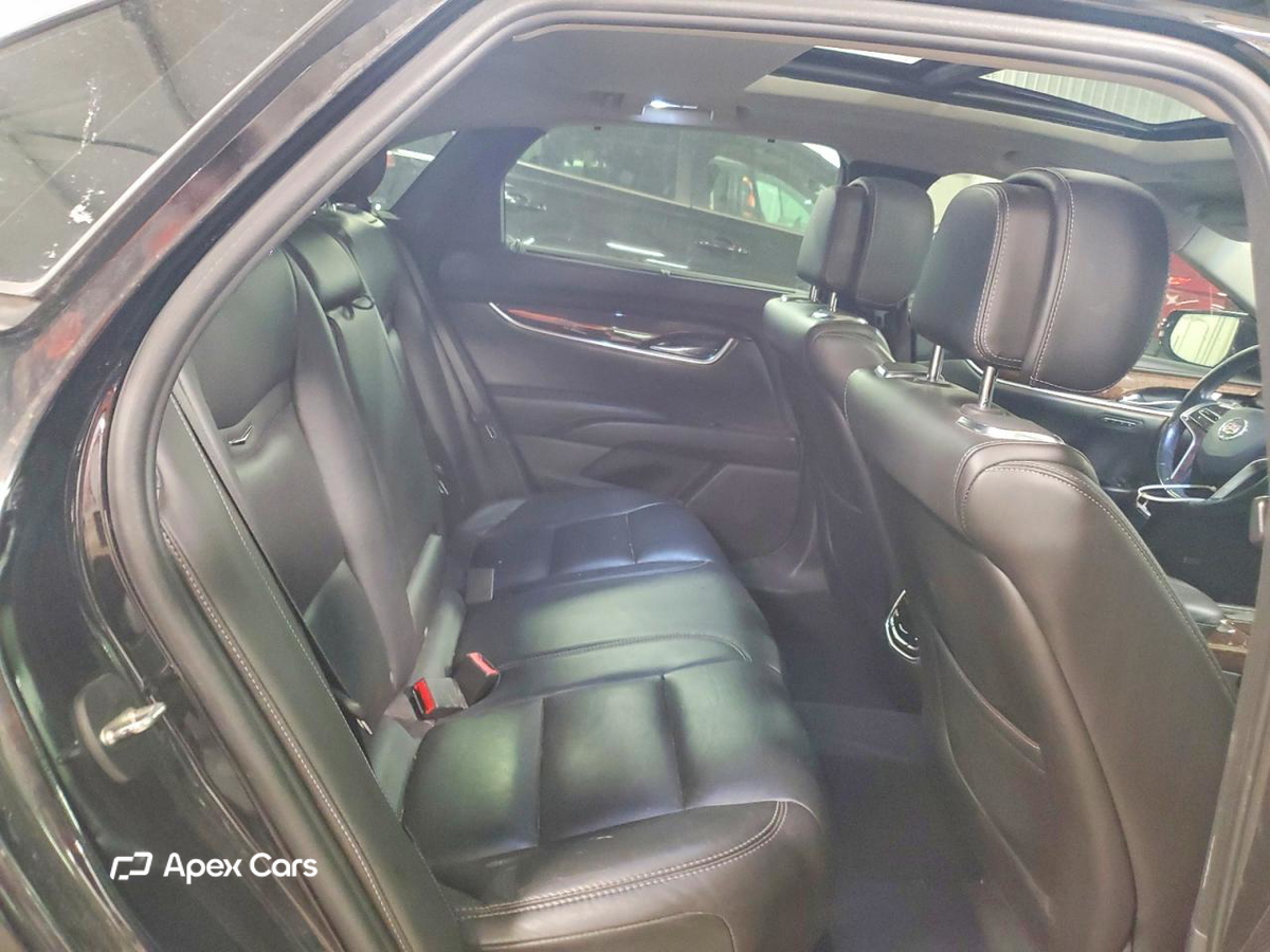 Cadillac XTS 2013