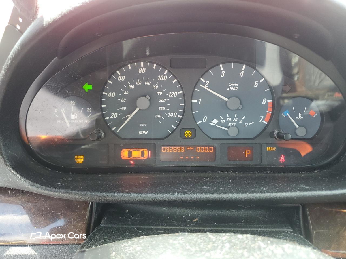 BMW Series 3 2001