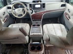 Toyota Sienna 2014