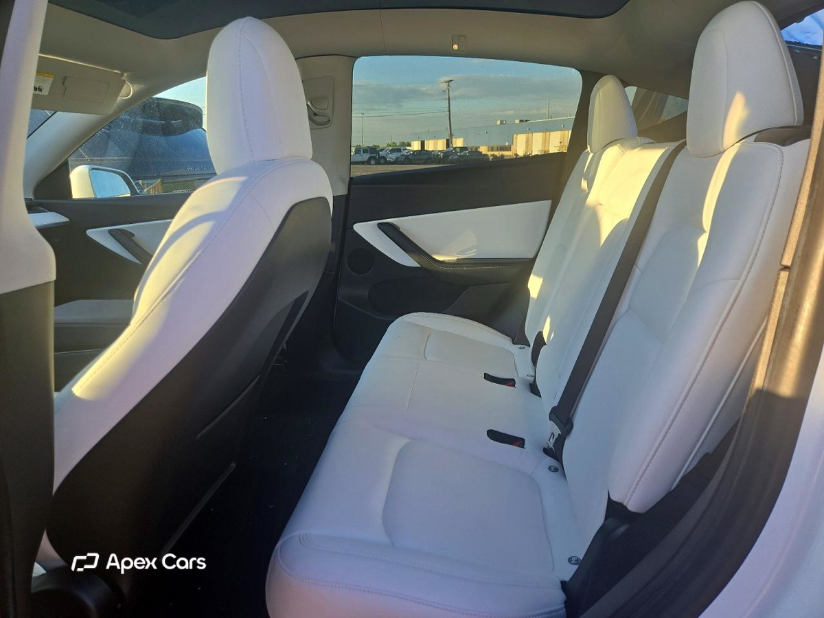 Tesla Model Y 2020