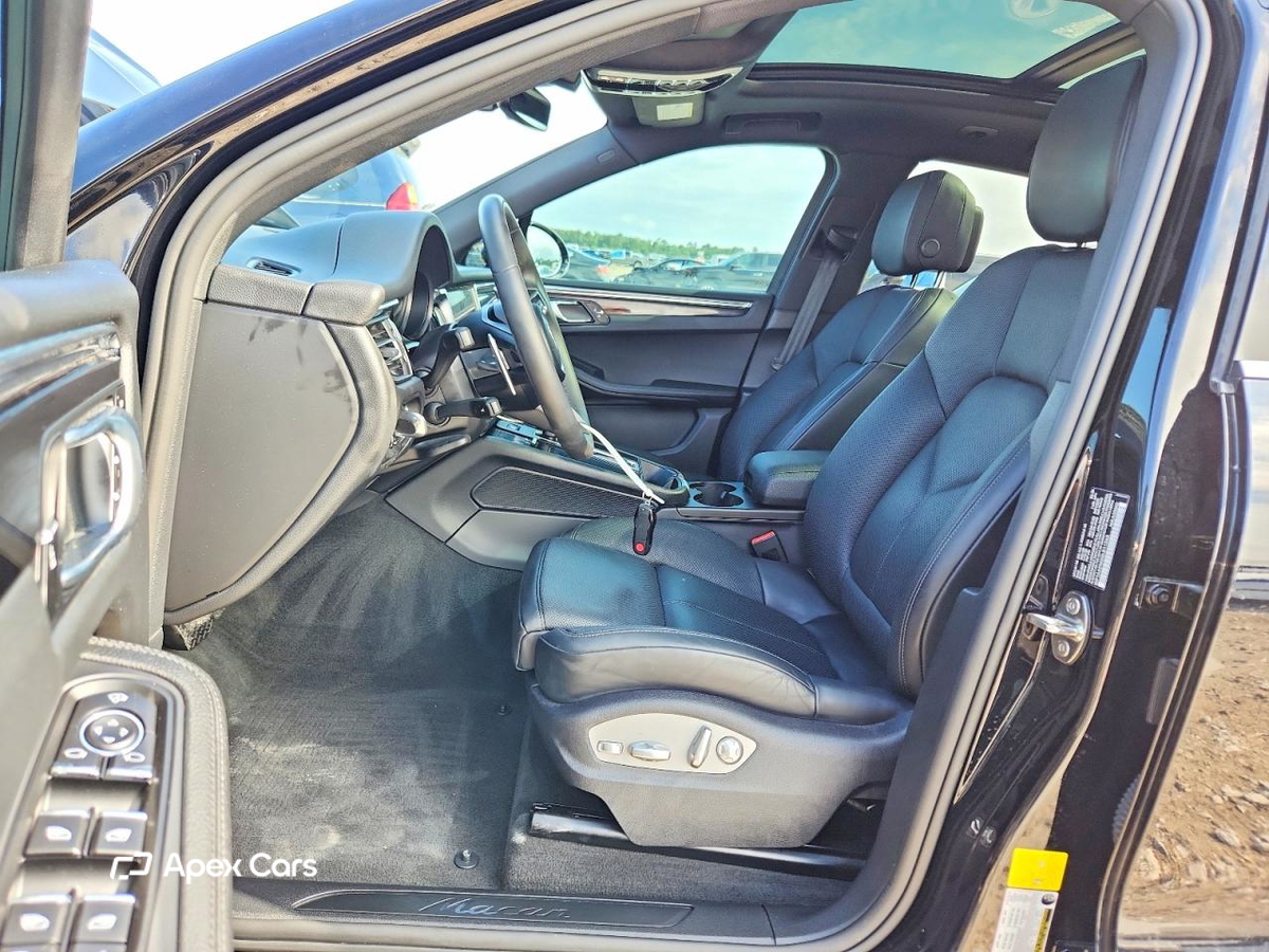 Porsche Macan 2025