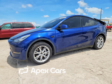 Tesla Model Y 2022 - Image 1 of 15