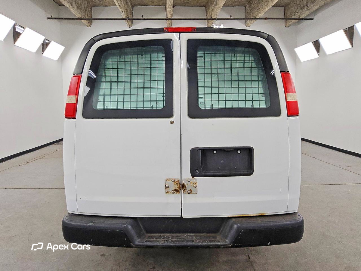 Chevrolet Express 2012