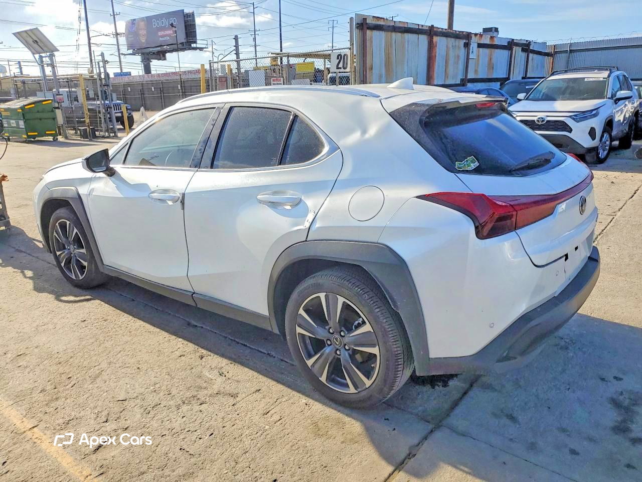 Lexus UX 2024