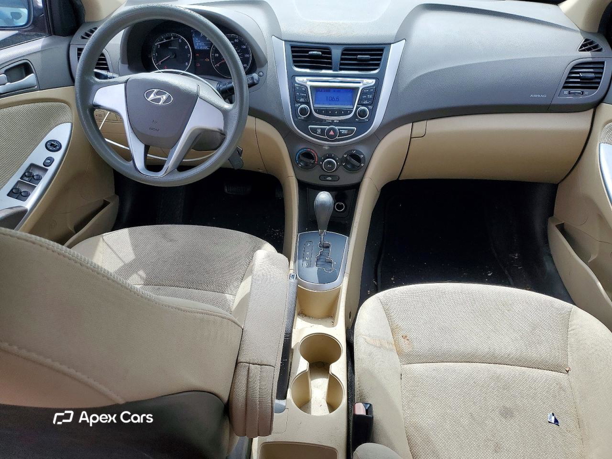 Hyundai Accent 2012