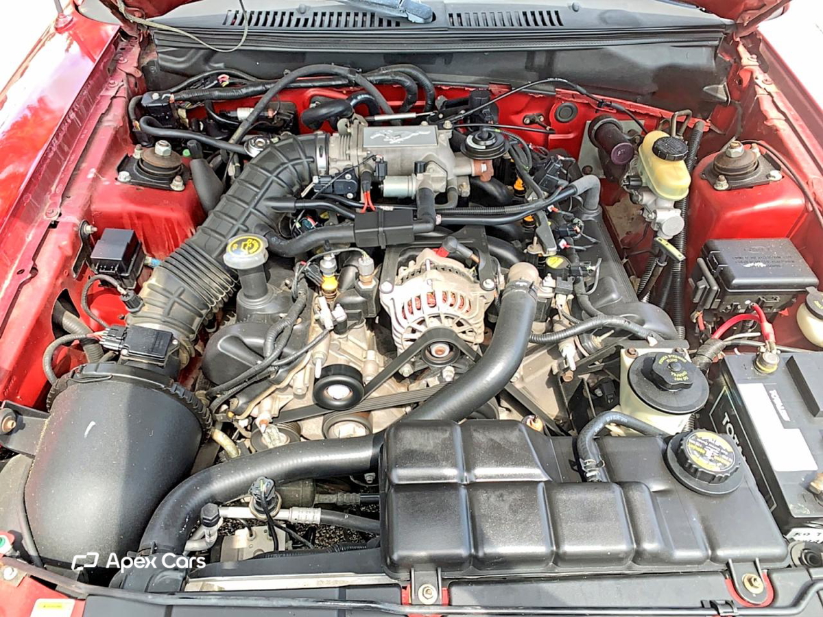 Ford Mustang 2000
