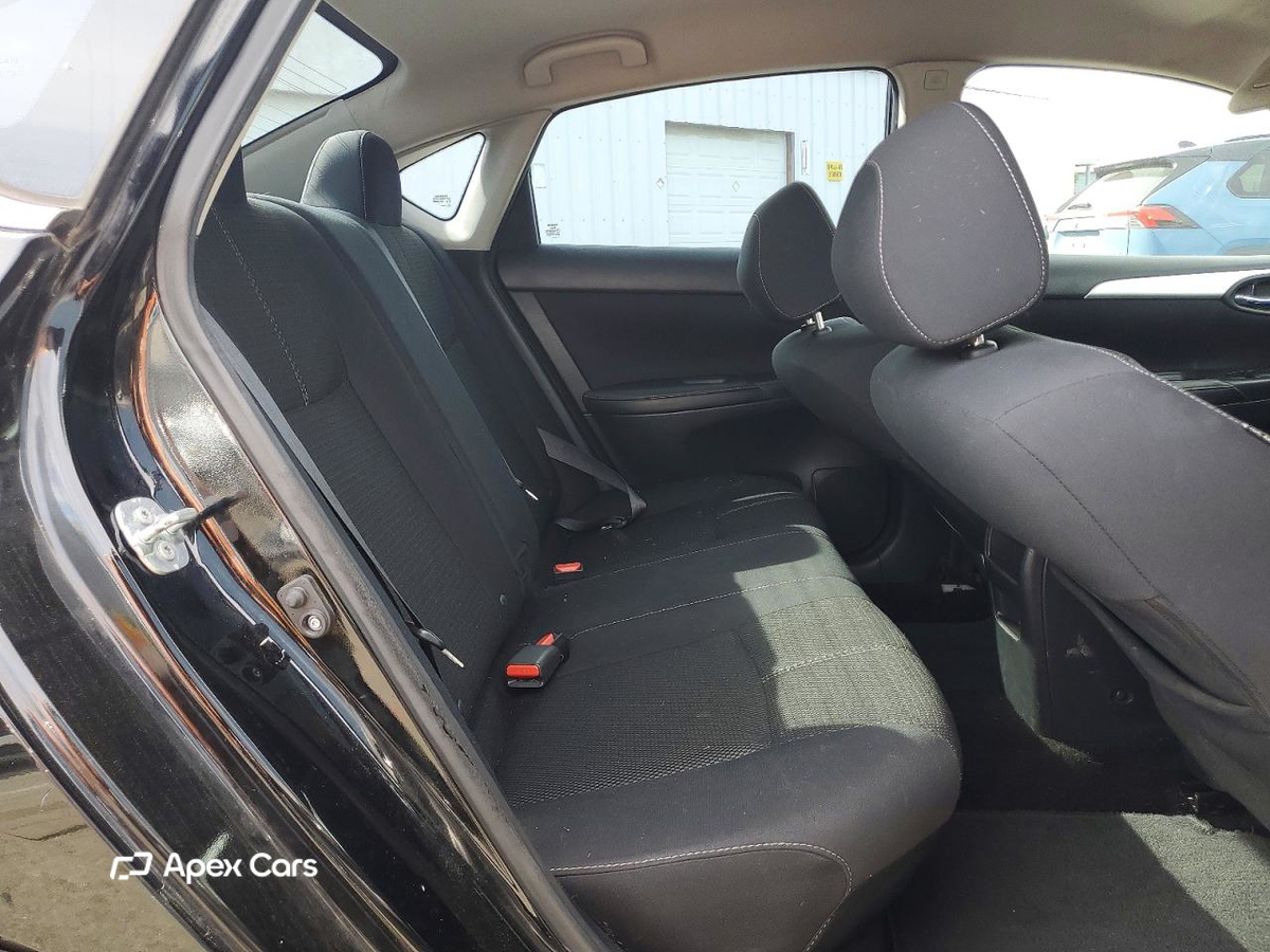 Nissan Sentra 2016