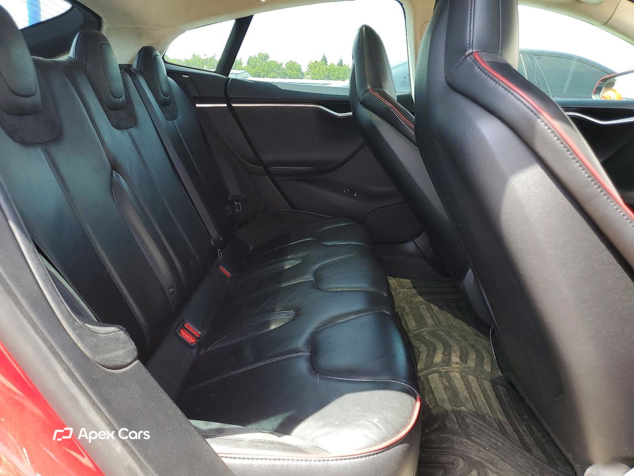 Tesla Model S 2013