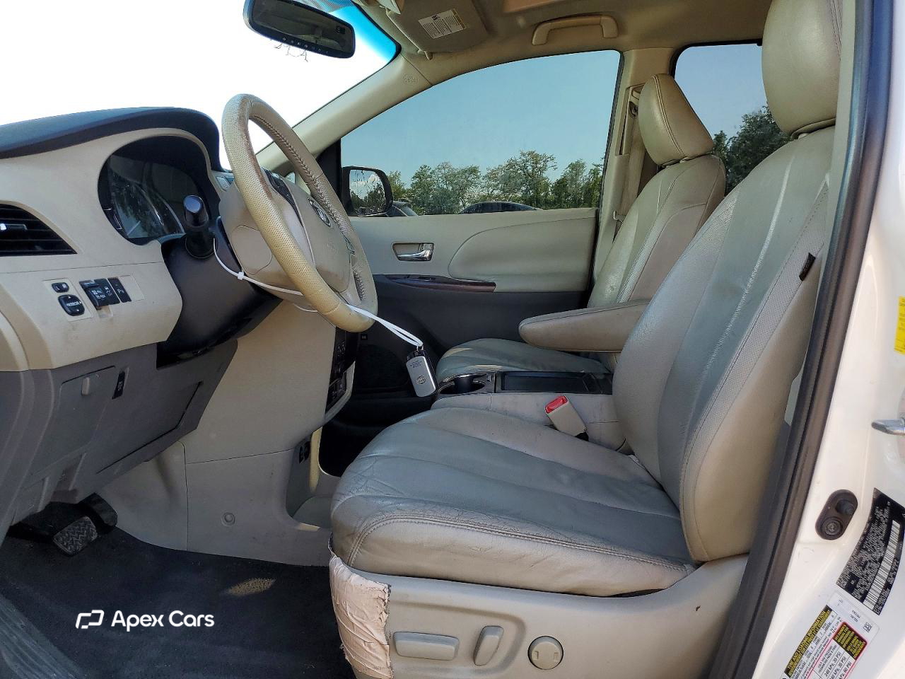 Toyota Sienna 2011