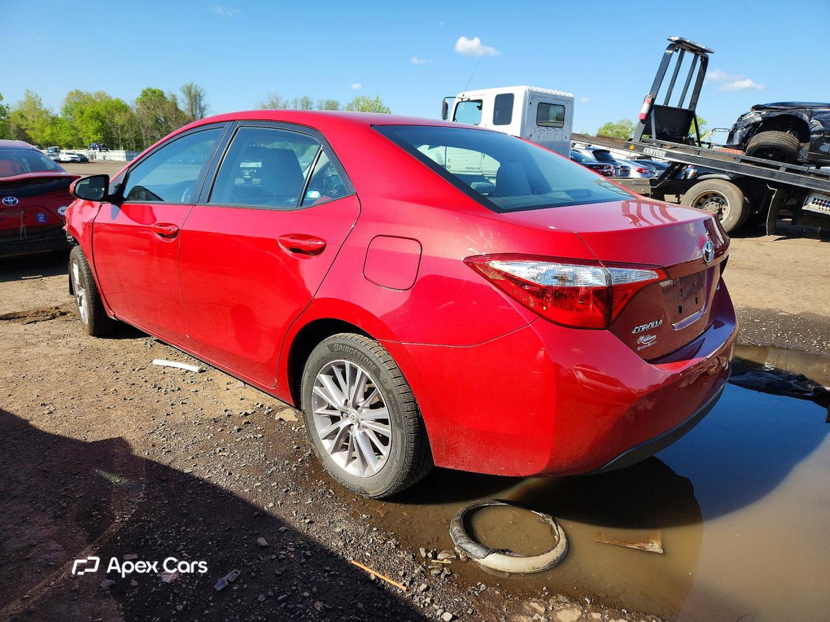 Toyota Corolla 2015