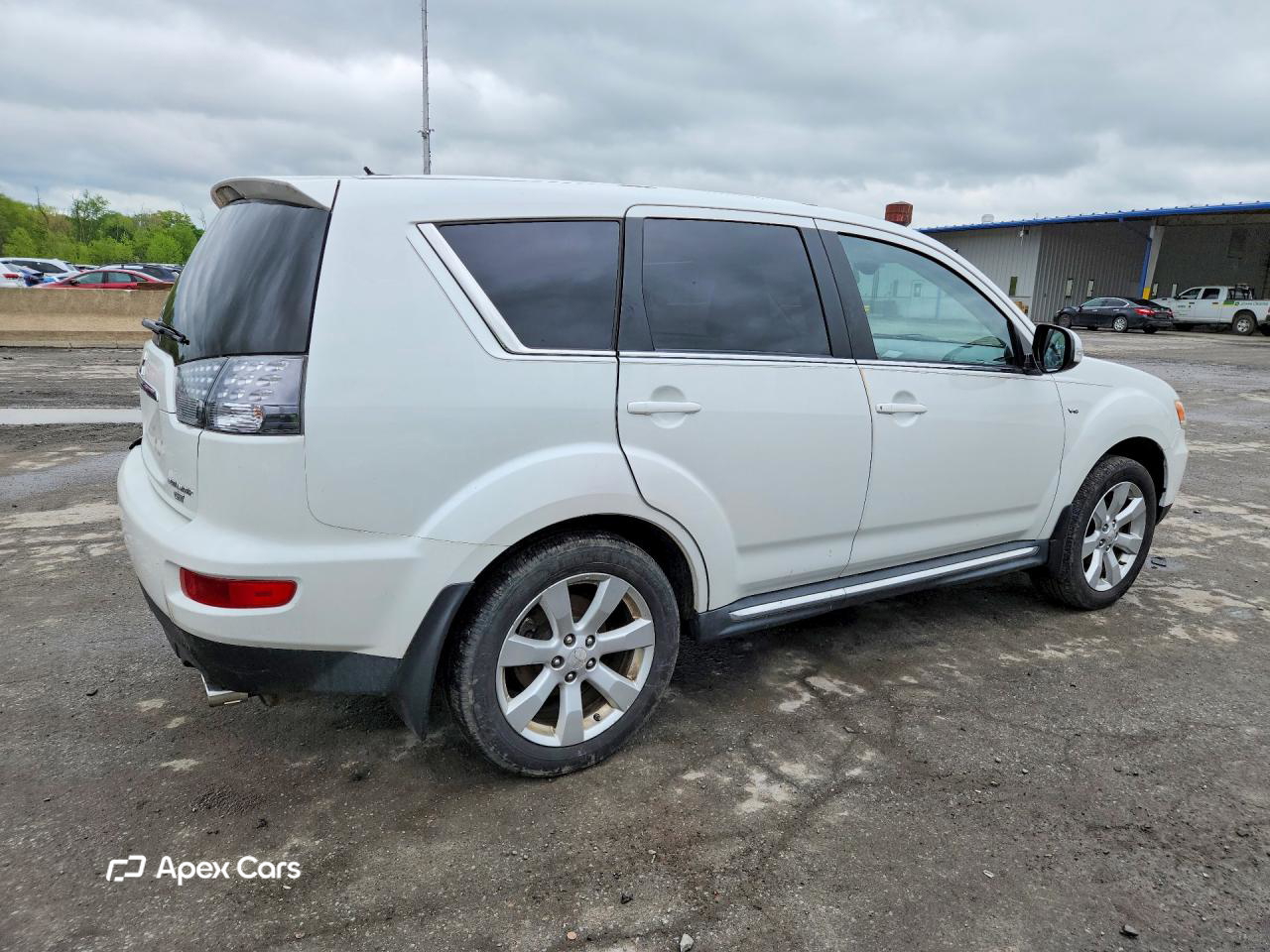 Mitsubishi Outlander 2012