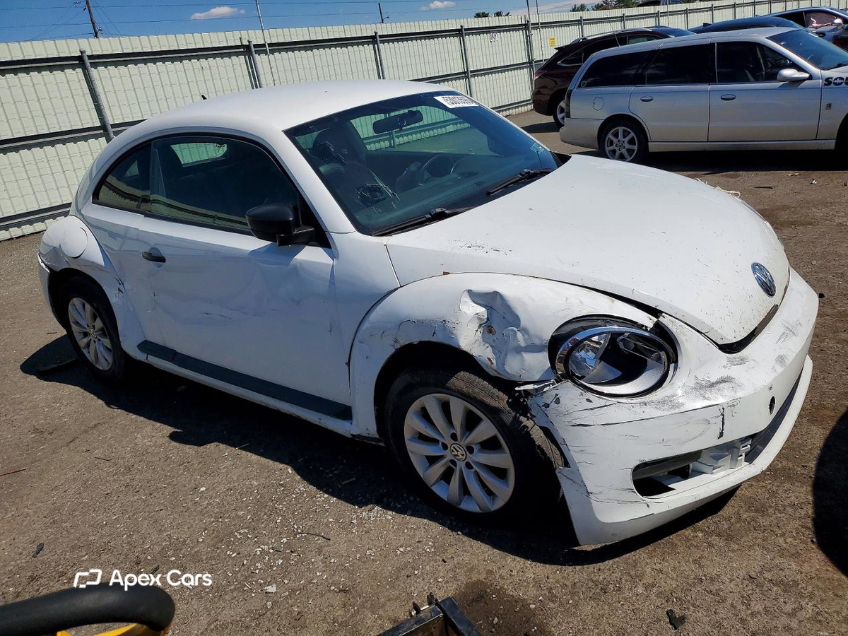 Volkswagen Beetle 2015