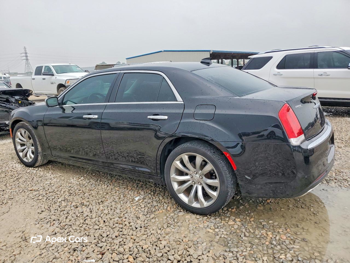 Chrysler 300 2019