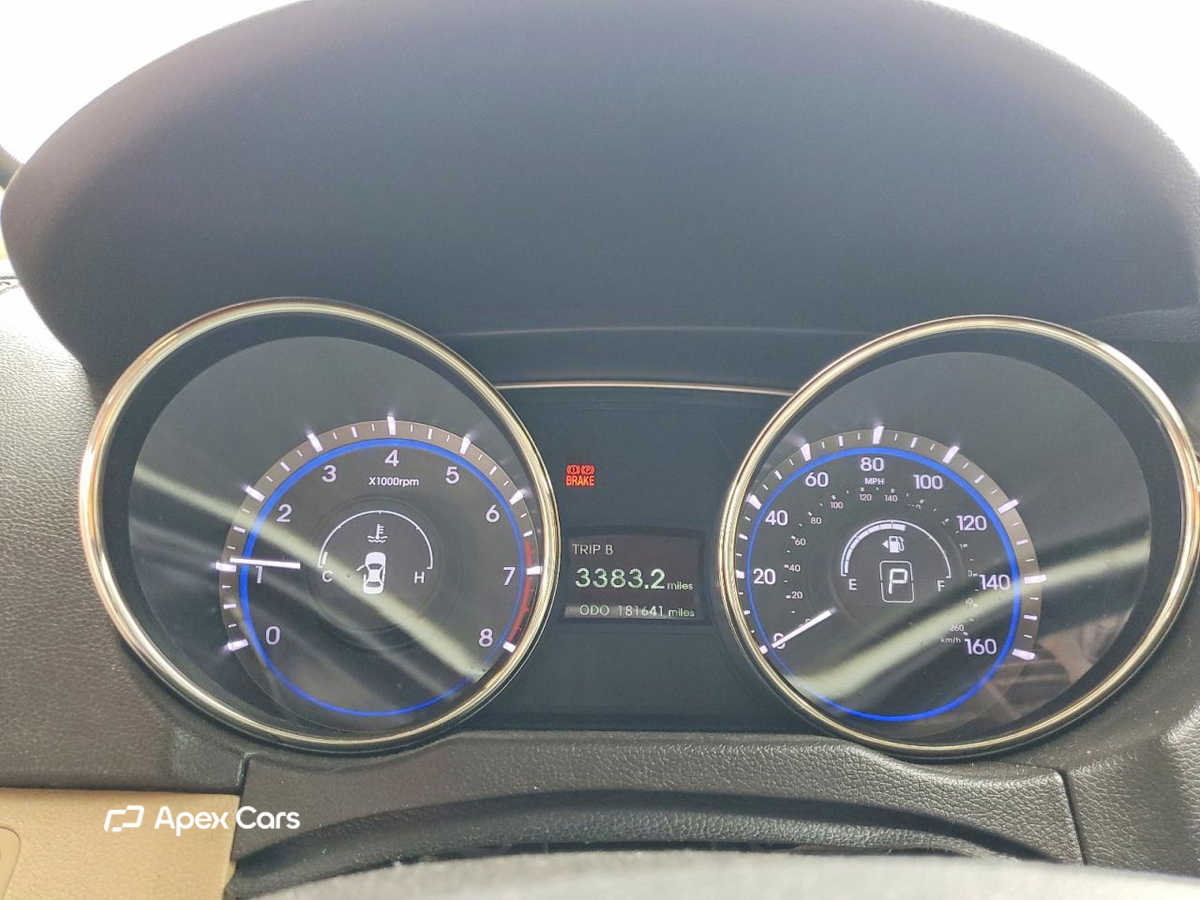 Hyundai Sonata 2012