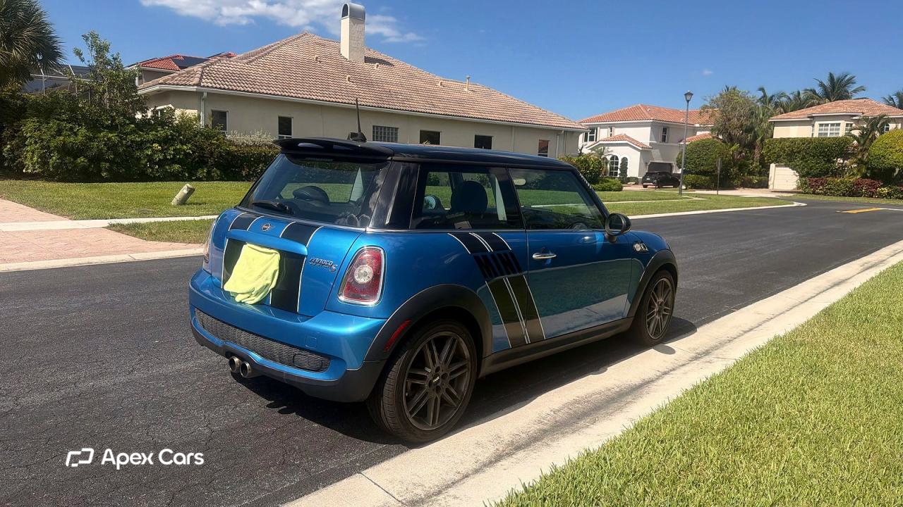 MINI Cooper 2010