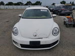 Volkswagen Beetle 2014