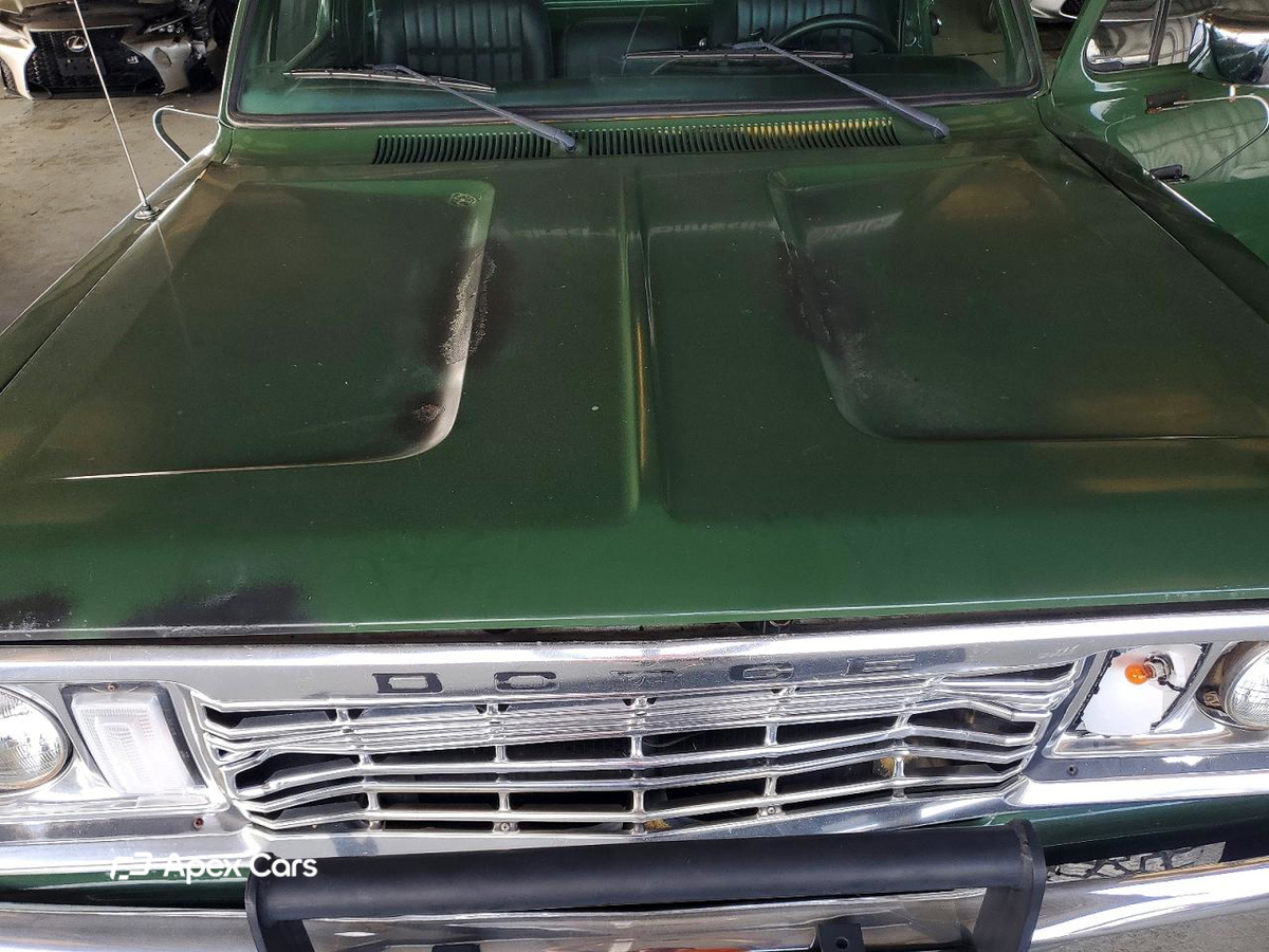 Dodge D150 1977