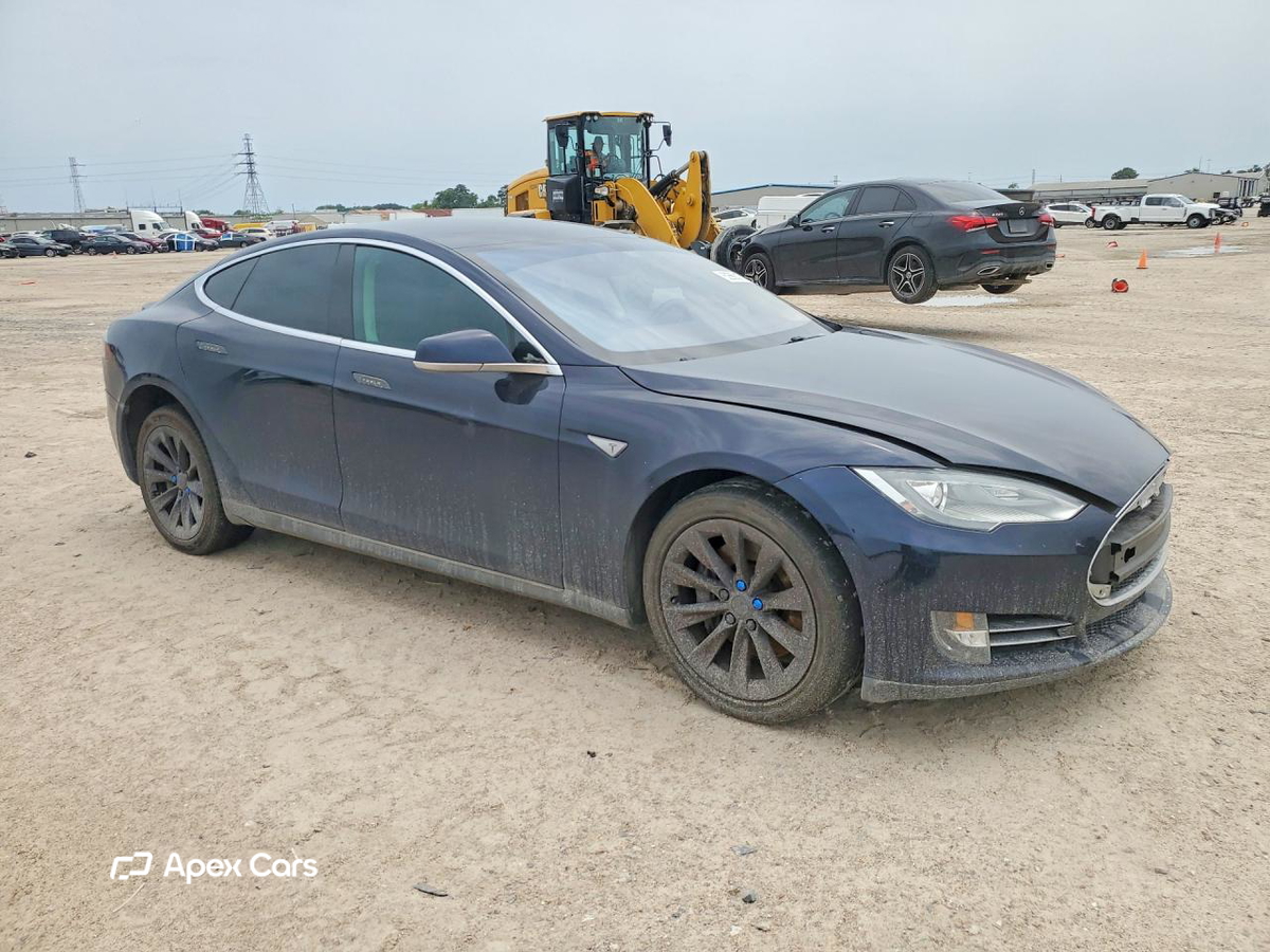 Tesla Model S 2013