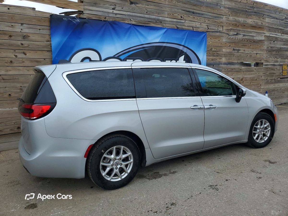 Chrysler Pacifica 2023