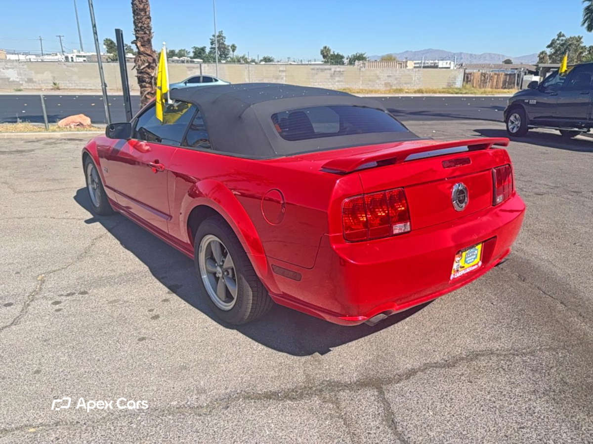 Ford Mustang 2006