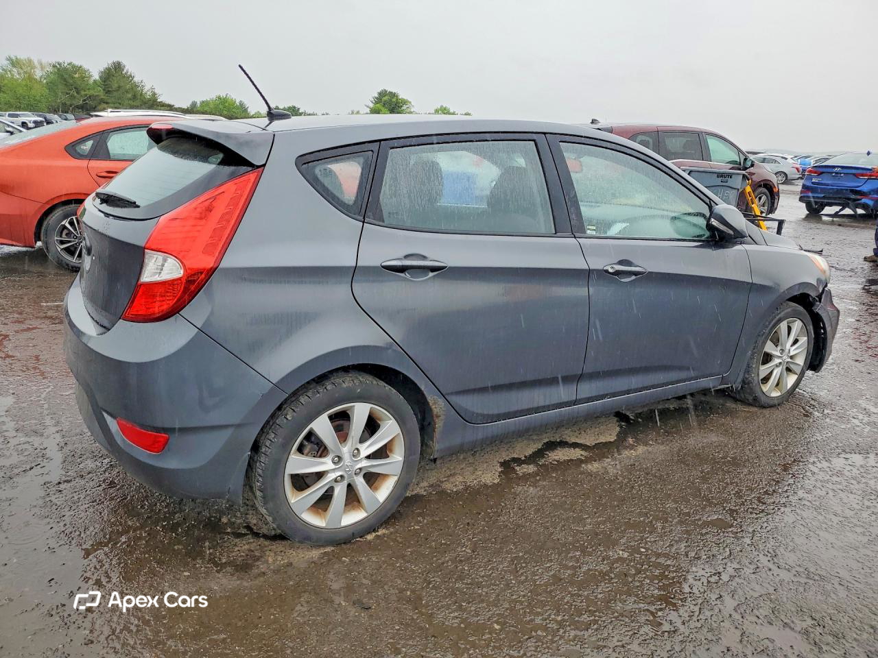 Hyundai Accent 2013