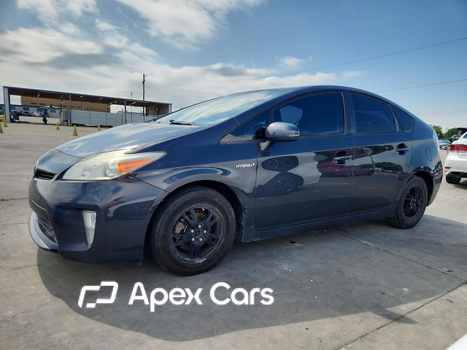 Toyota Prius 2015 - Image 1 of 12