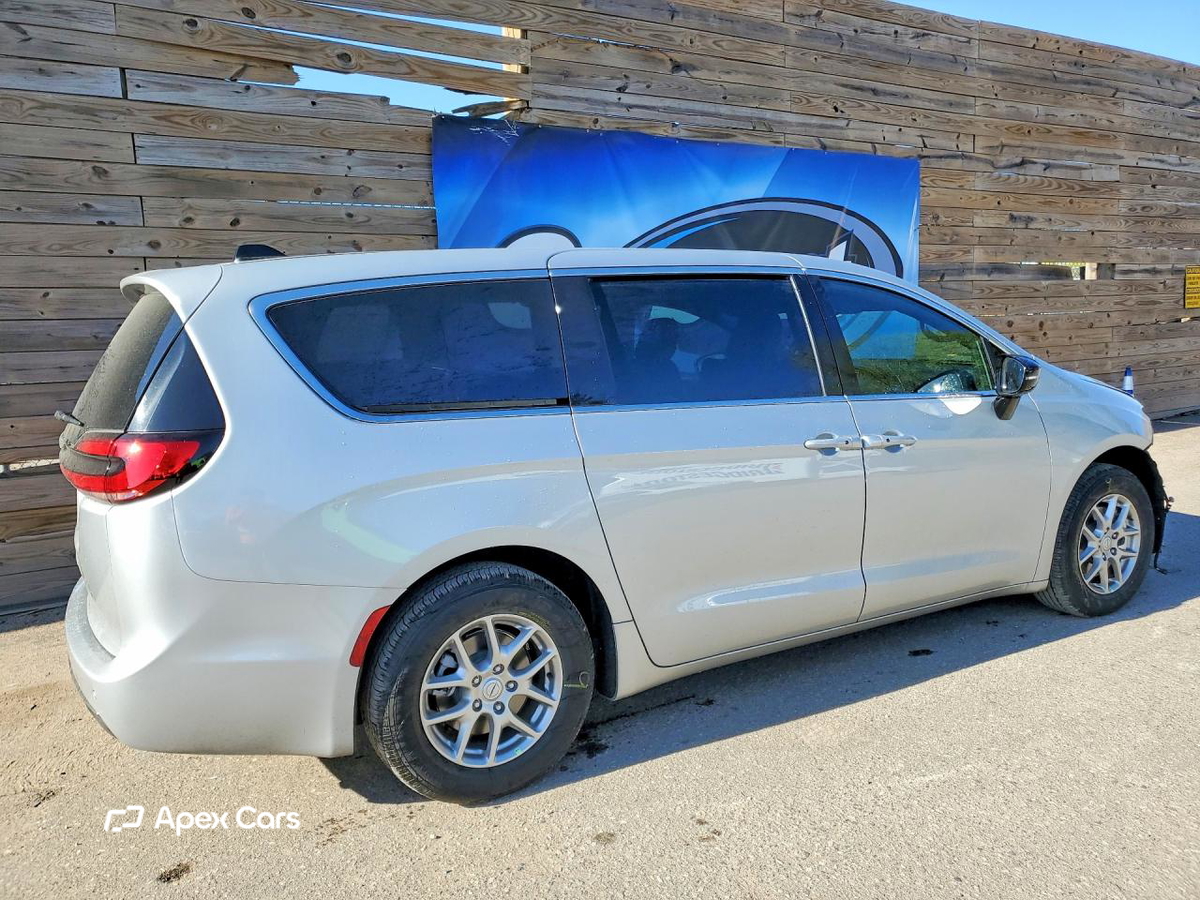 Chrysler Pacifica 2026