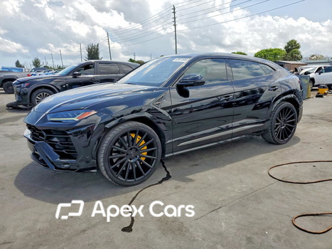 Lamborghini Urus 2020 - Image 1 of 11
