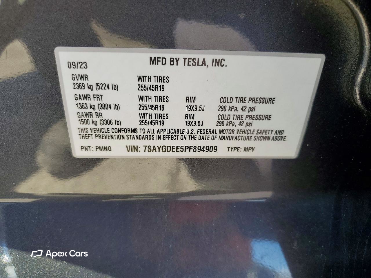 Tesla Model Y 2023
