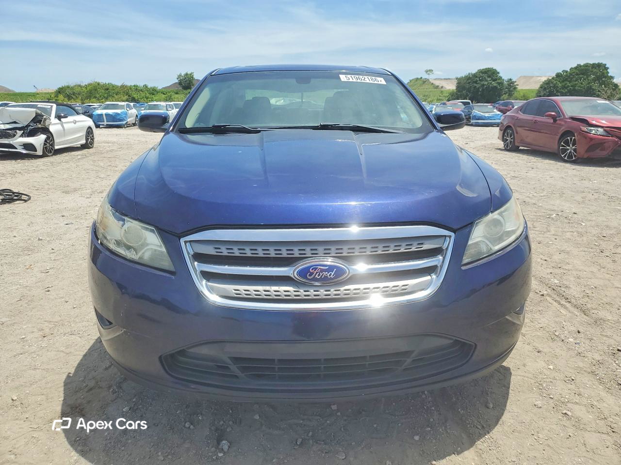 Ford Taurus 2011