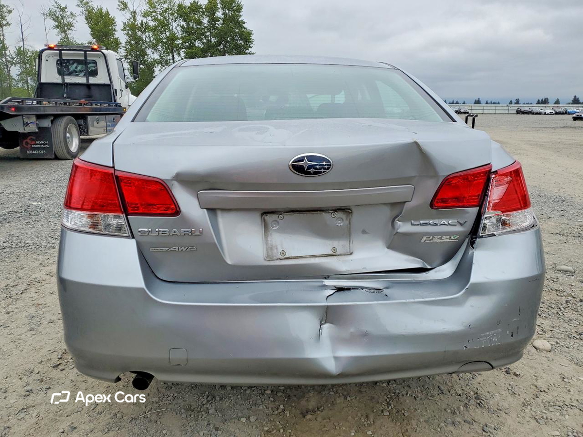 Subaru Legacy 2011