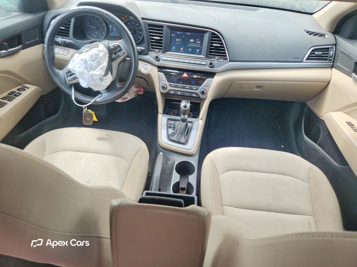 Hyundai Elantra 2017