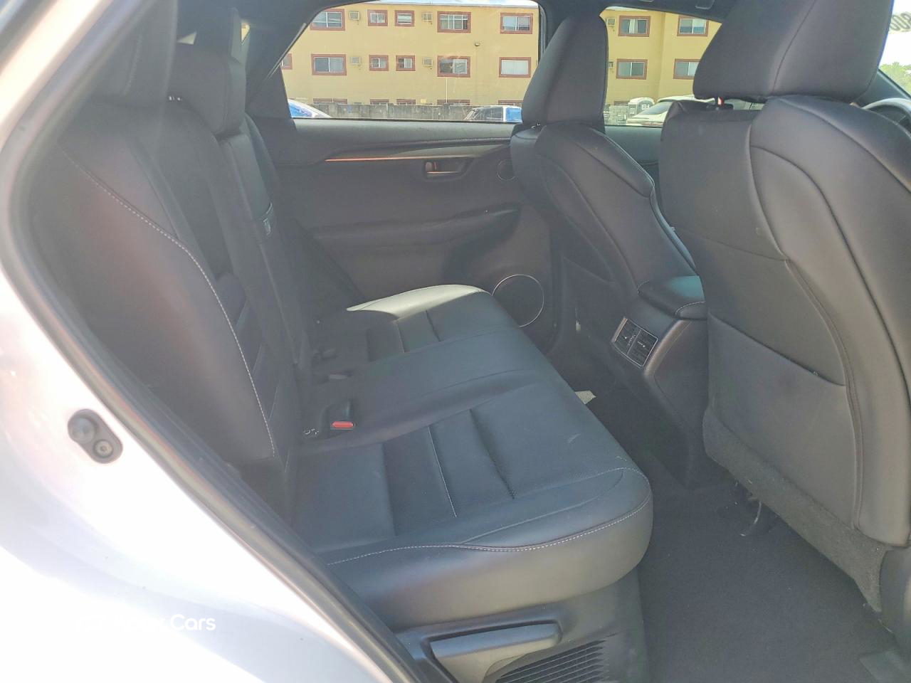 Lexus NX 2020