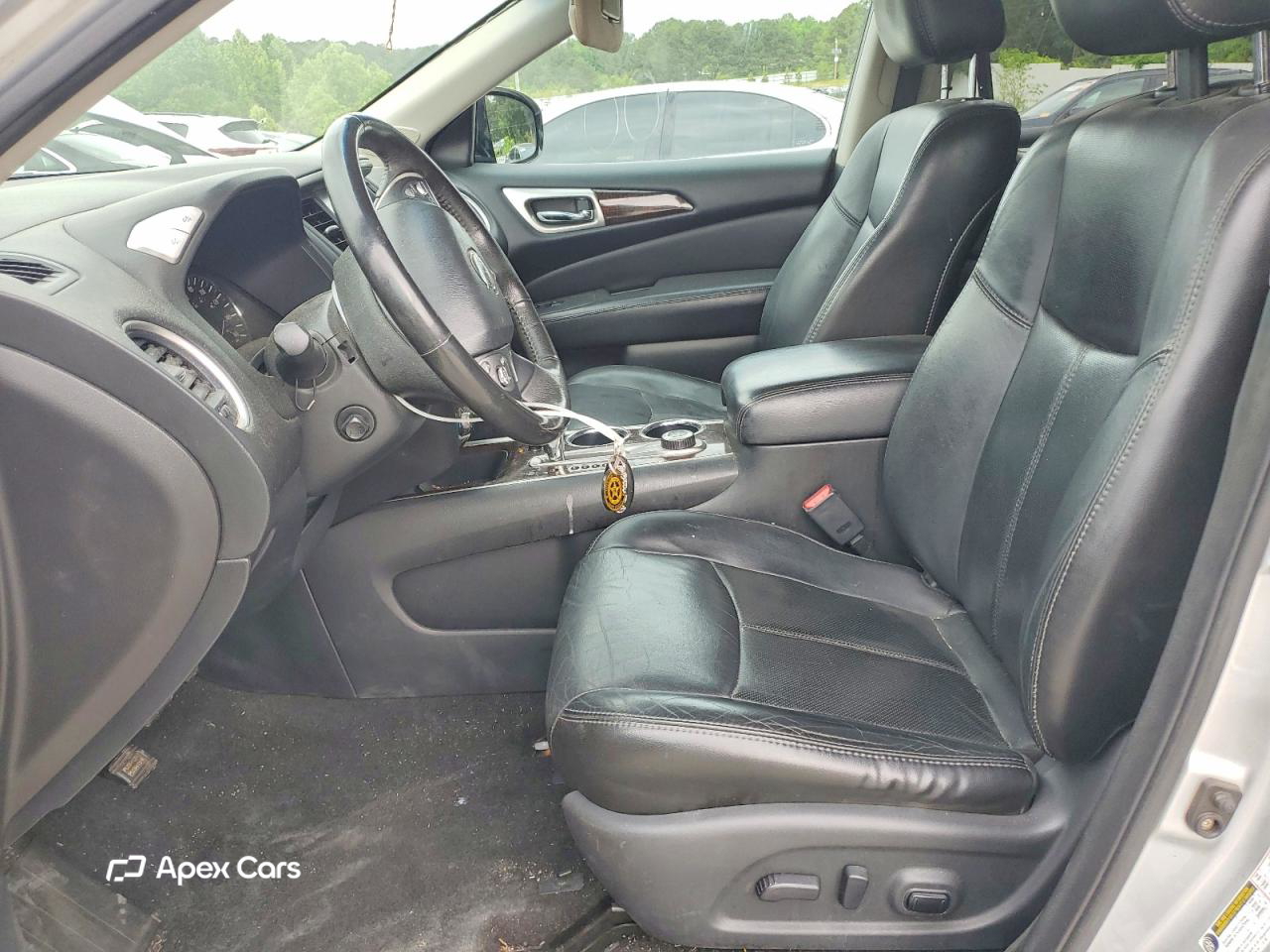 Nissan Pathfinder 2013