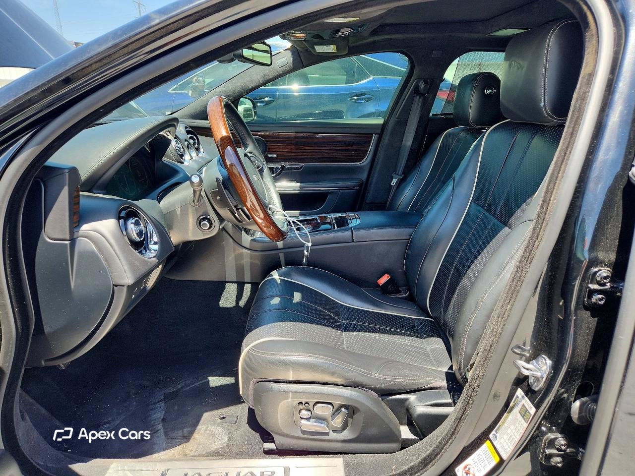 Jaguar XJ 2015