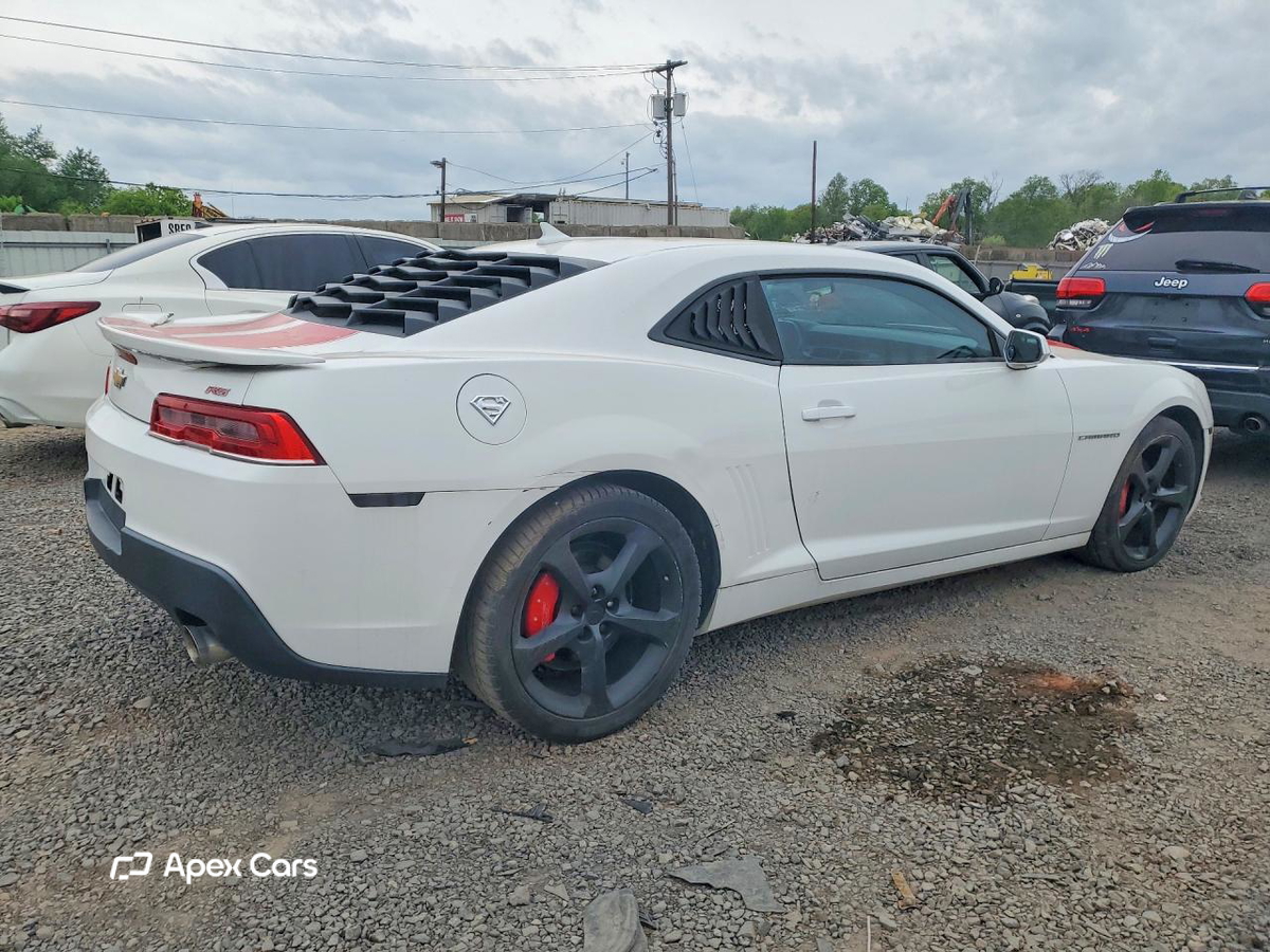 Chevrolet Camaro 2015