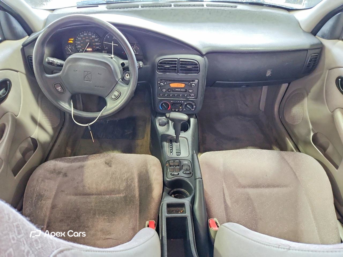 Saturn SL 2002