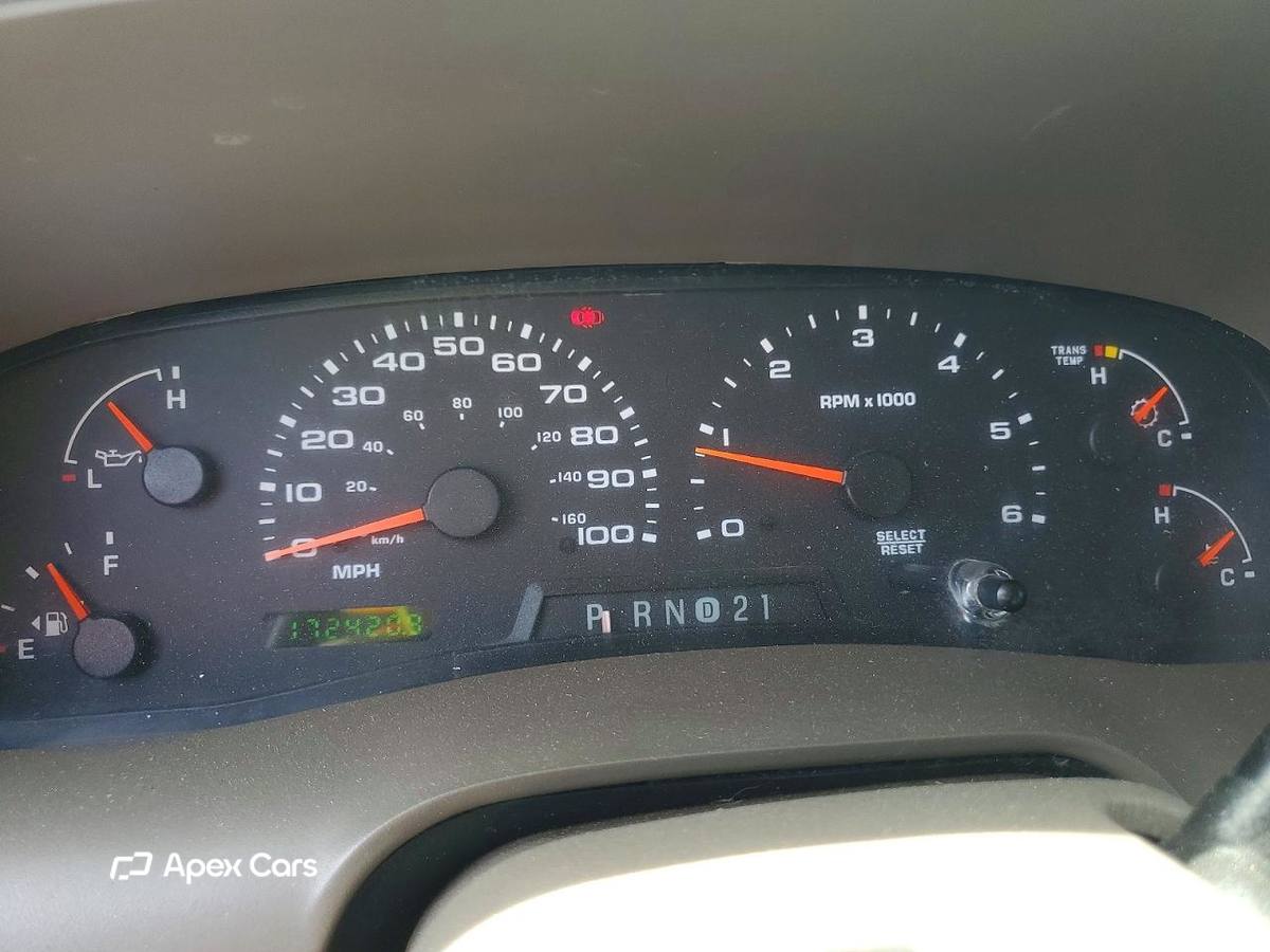 Ford Excursion 2003