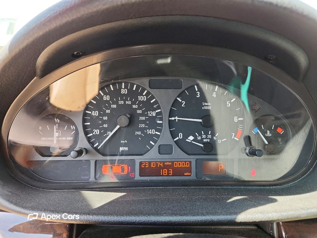 BMW Series 3 2004