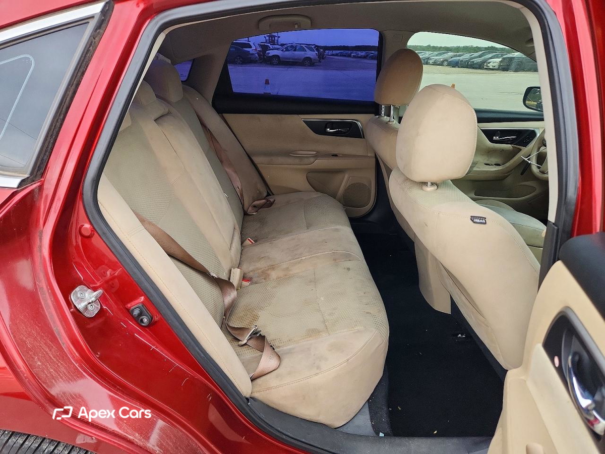 Nissan Altima 2015