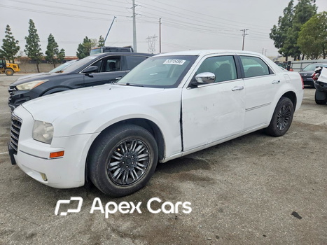 Chrysler 300 2010 - Image 1 of 13