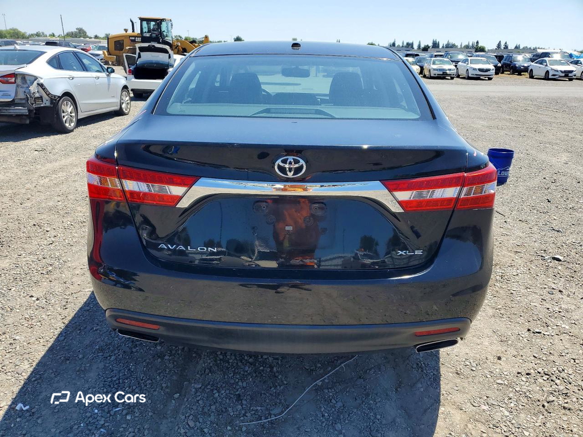Toyota Avalon 2015