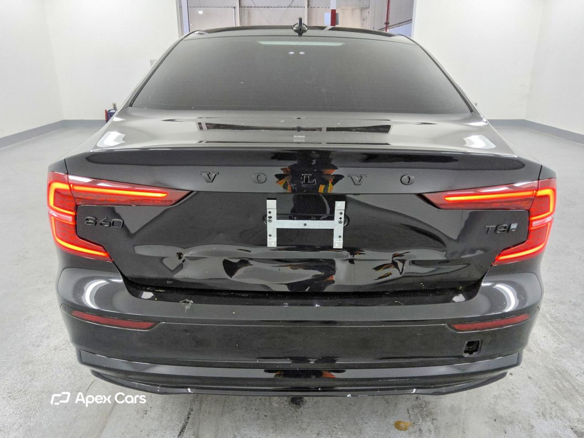 Volvo S60 2025