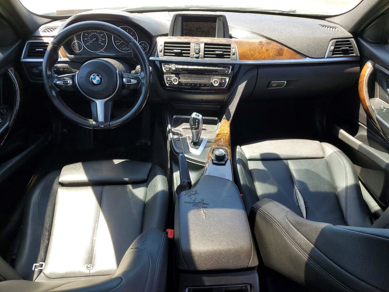 BMW Series 3 2016