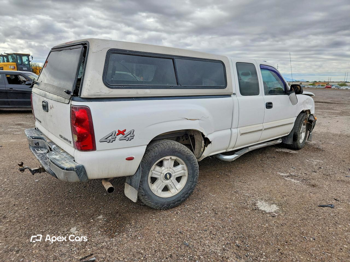 Chevrolet Silverado 2003