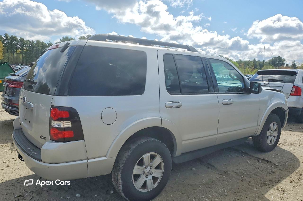 Ford Explorer 2010