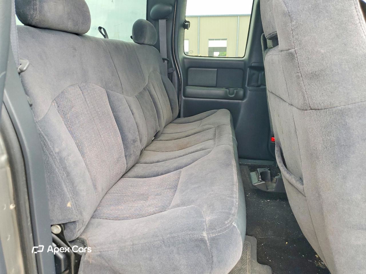 Chevrolet Silverado 2001
