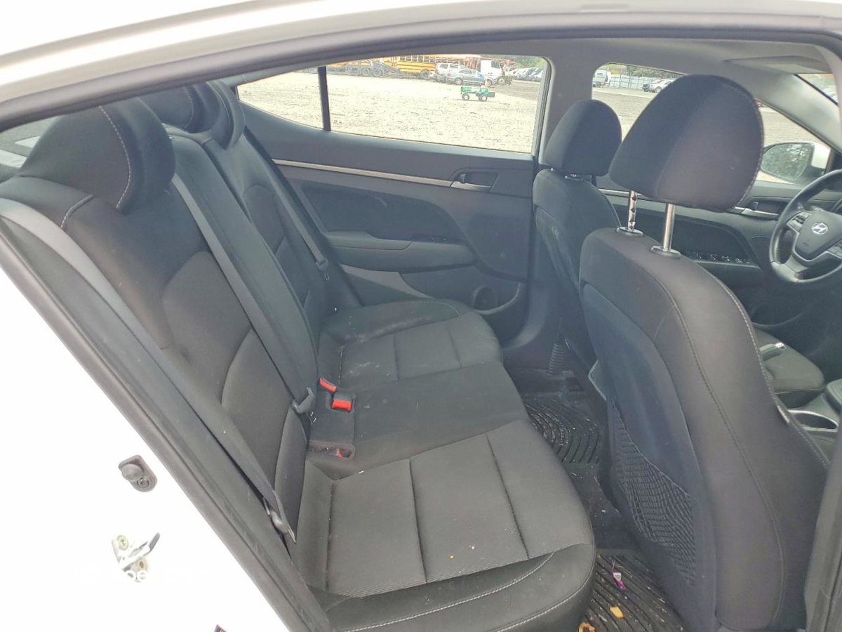 Hyundai Elantra 2018